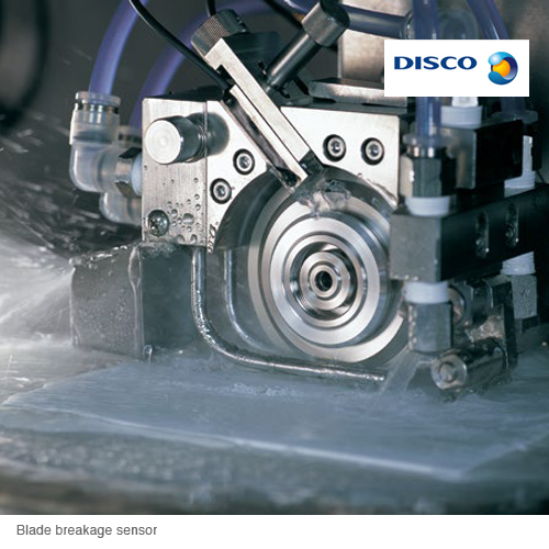 Blade breakage sensor
